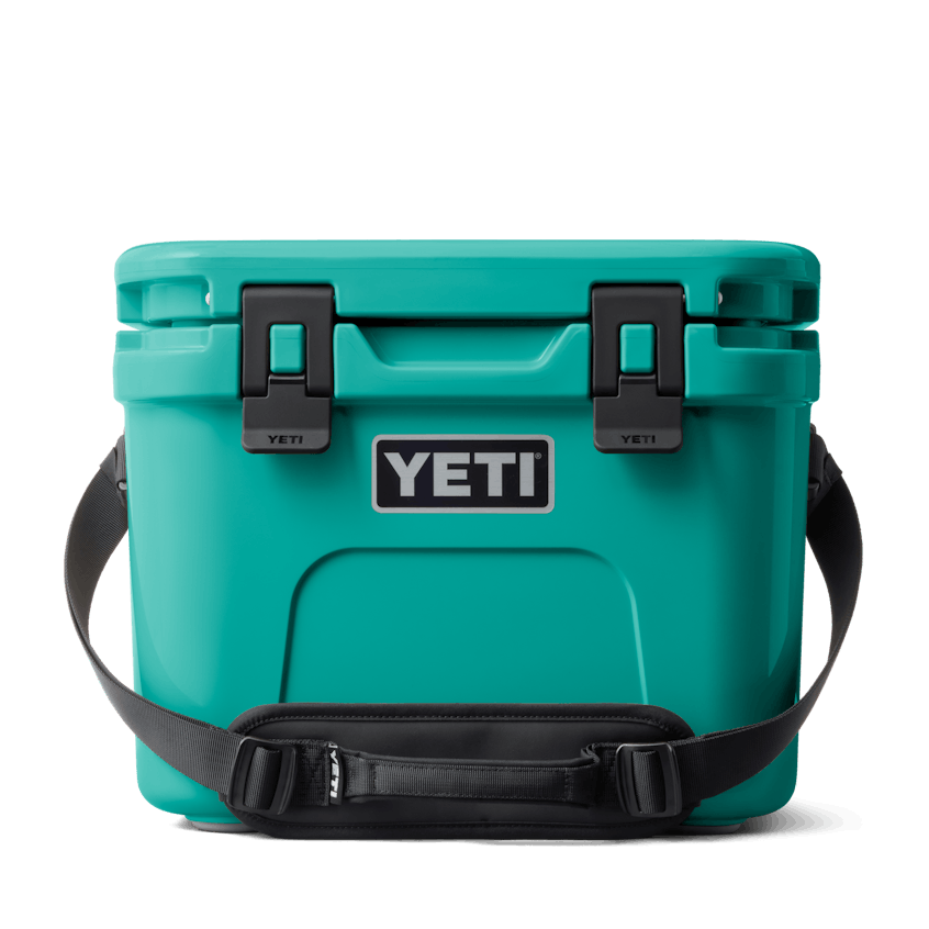 Roadie 15 Hard Cooler – Maroon & Co